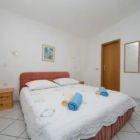 Apartment House Ursic Brela