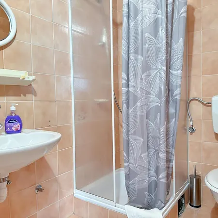 Apartment House Ursic